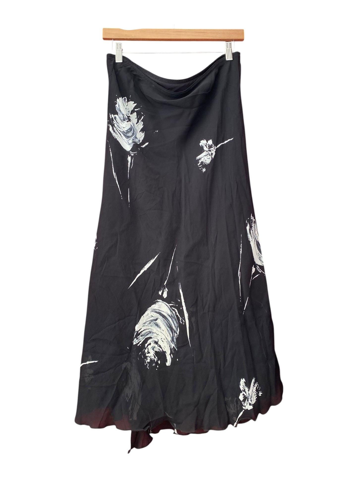 Black floral maxi skirt 🖤