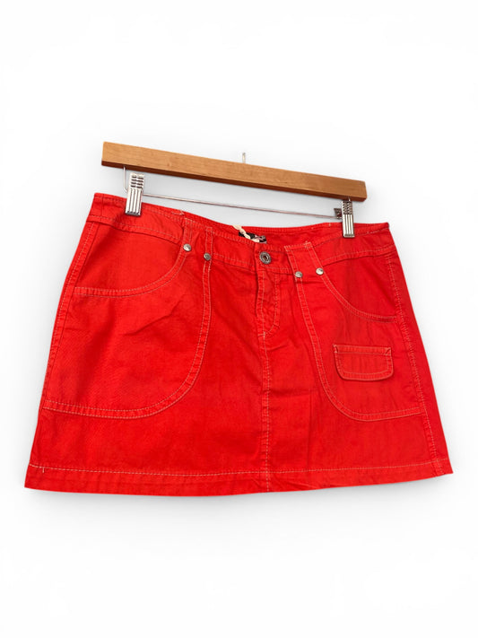 Bright red mini skirt ❤️