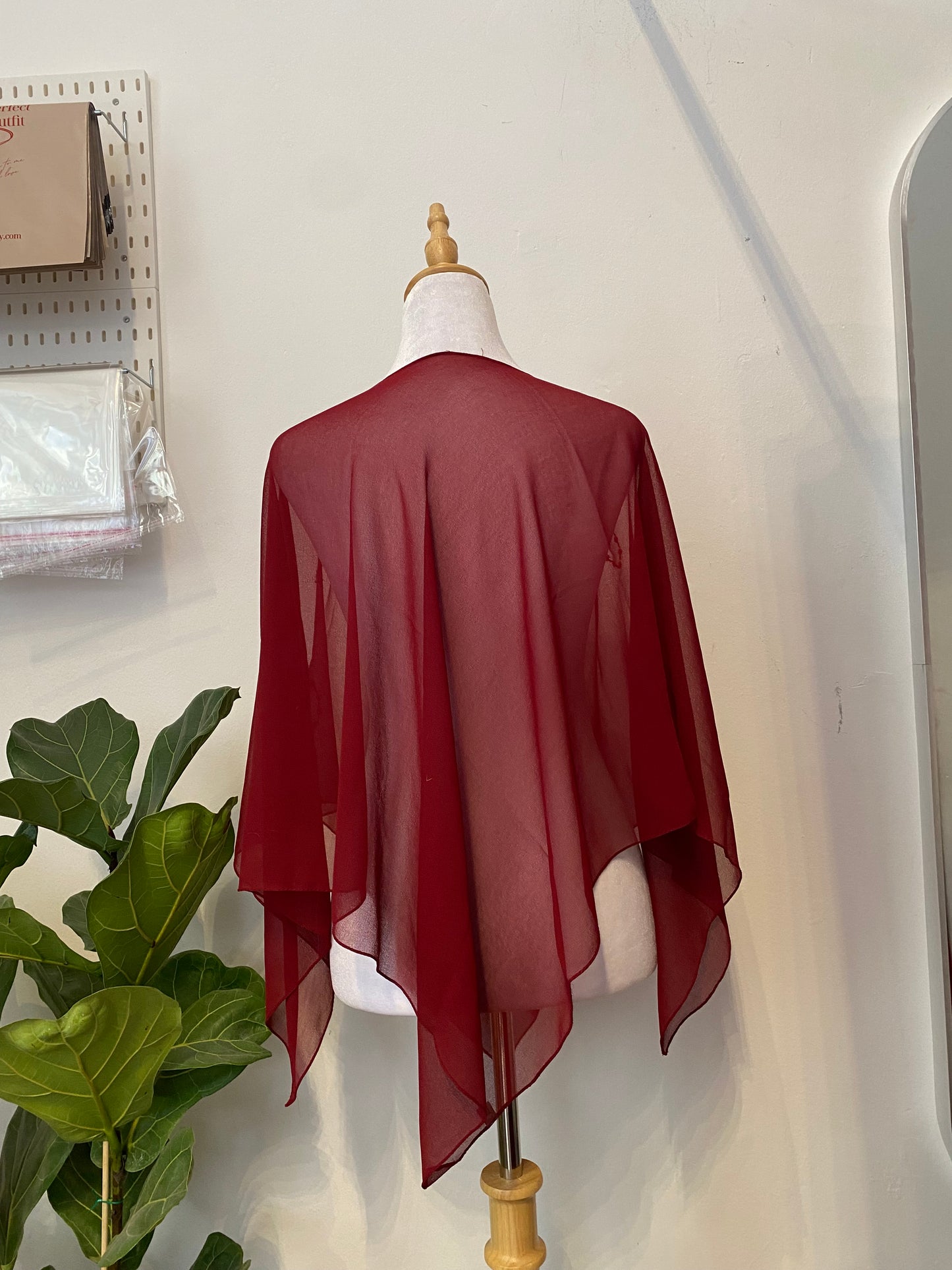 Brand new burgundy poncho worth sequin details