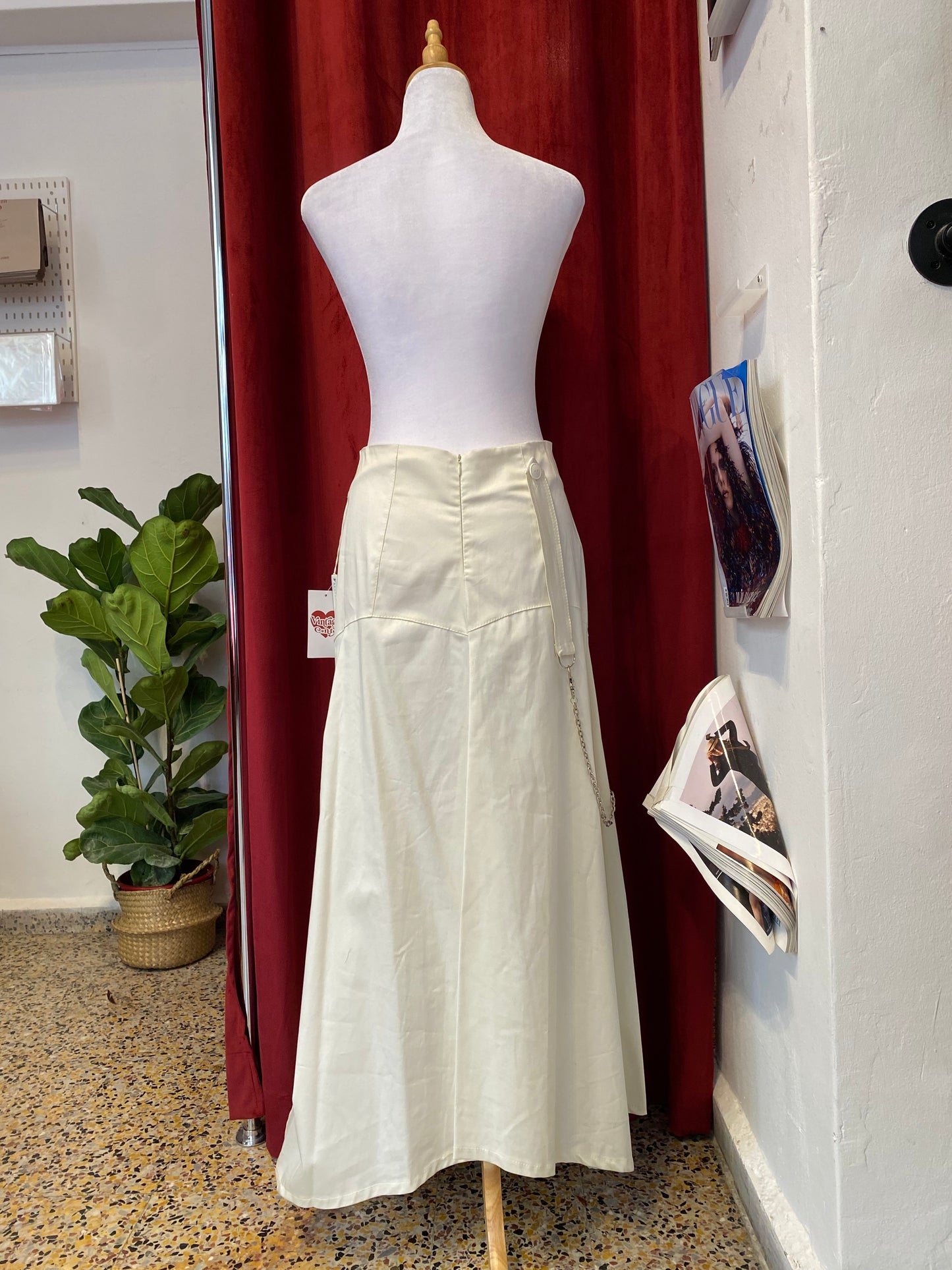Brand new White cargo maxi skirt with zipper details