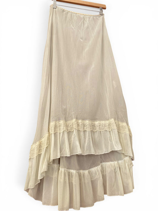 Romantic summer skirt 🤍