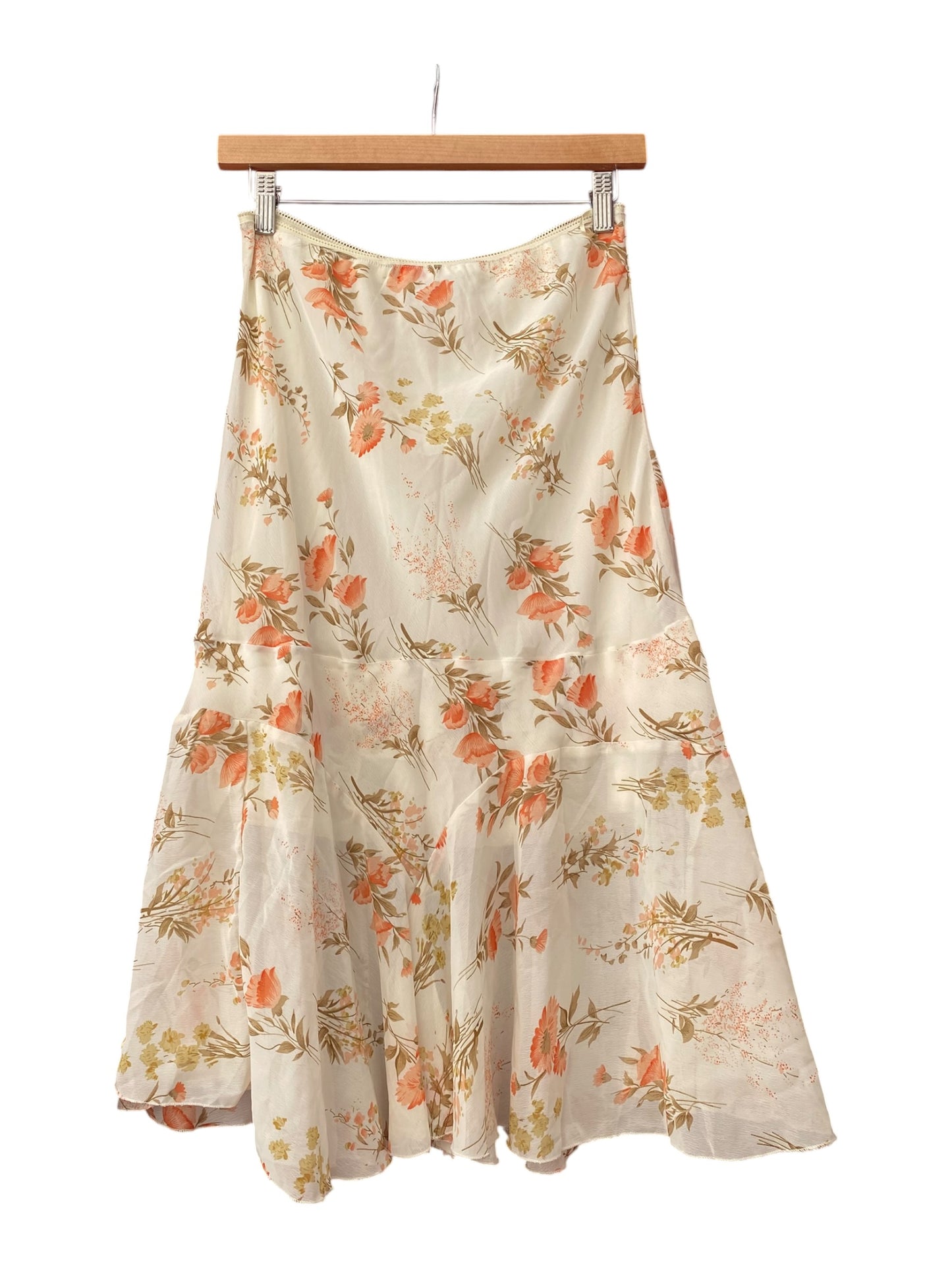 White ethereal floral skirt 🤍