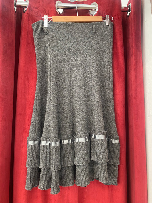 Grey wool skirt
