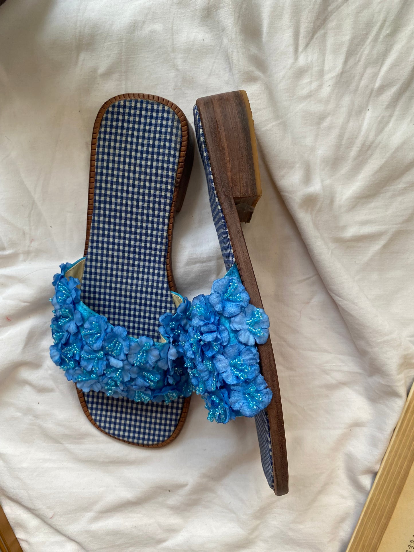 Brand new vintage blue flower sandals