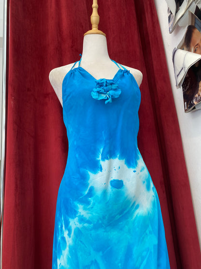 The ocean blue dress