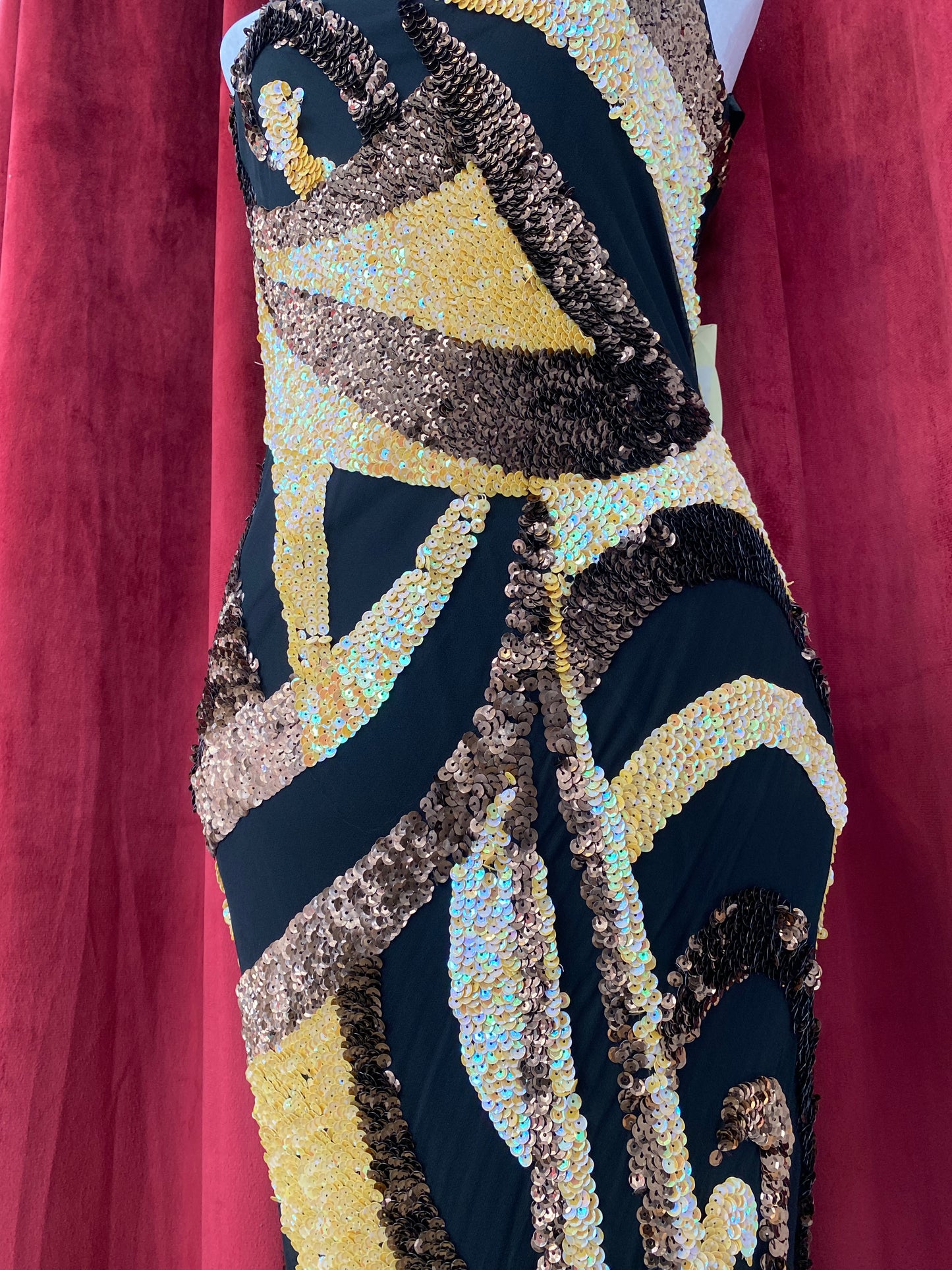 100% silk brand new handcrafted sequin multicoloured gown 🖤