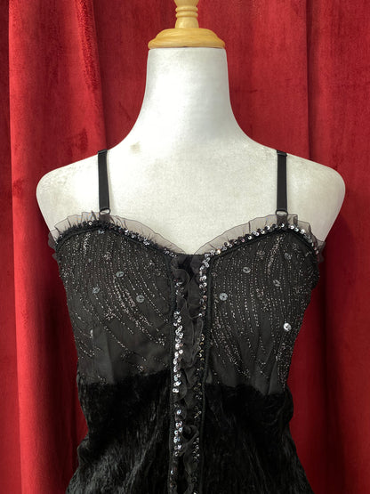 Black y2k velvet sequin top ♟️