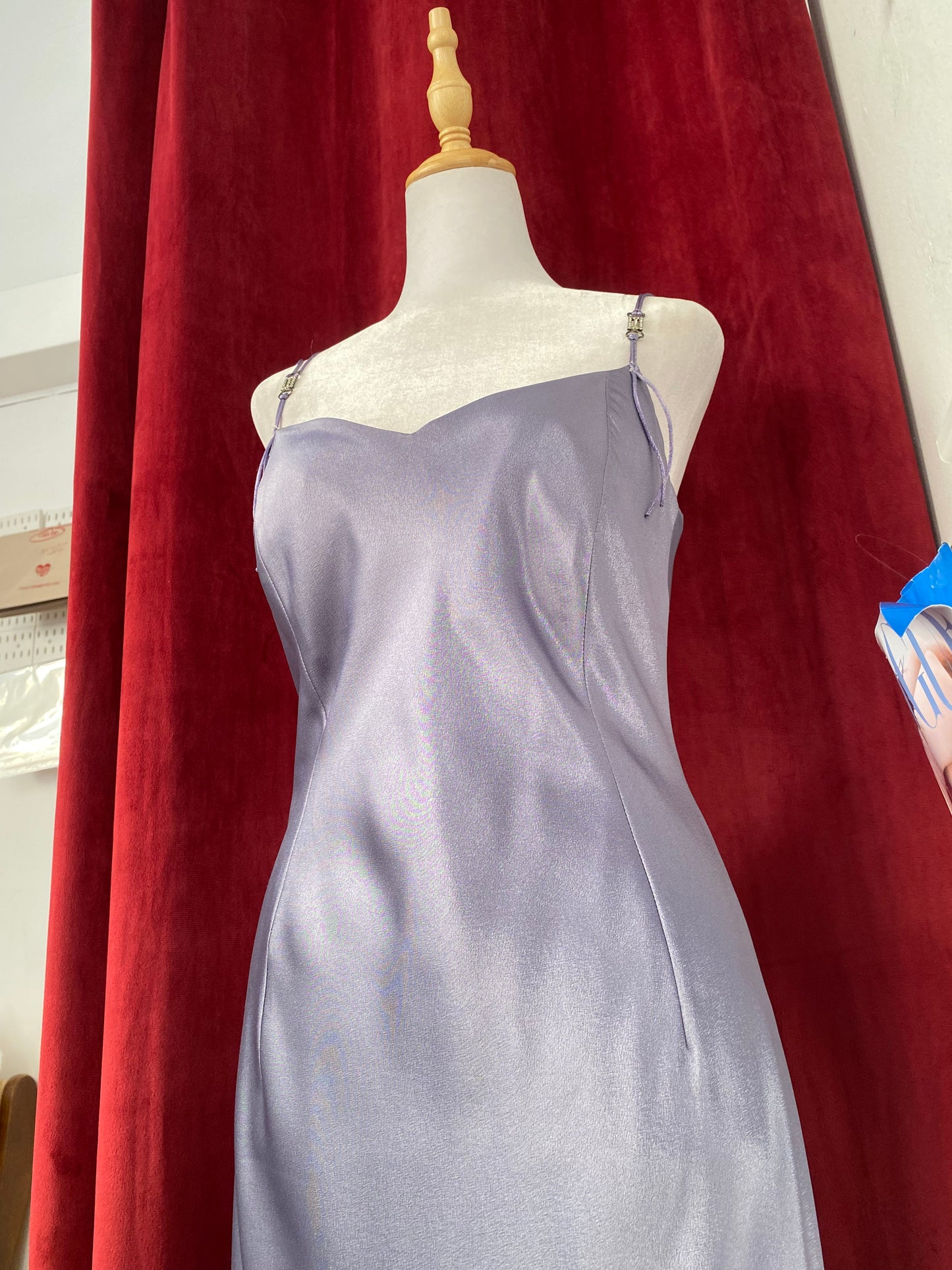 Satin light purple embroidered gown 🧚