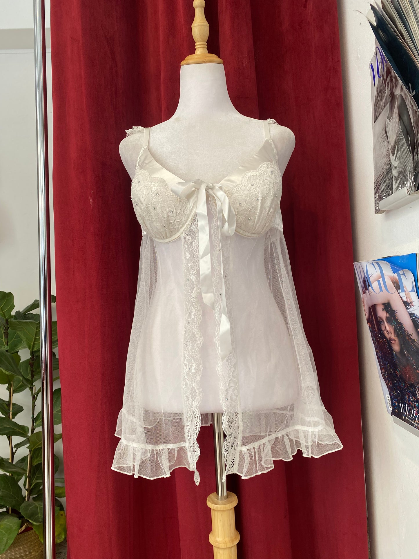 White sequin lace corset ✨