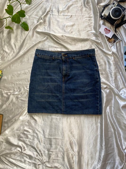 Levi’s Jean mini skirt