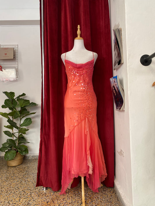 100% silk brand new sequin ombré gown 🌅