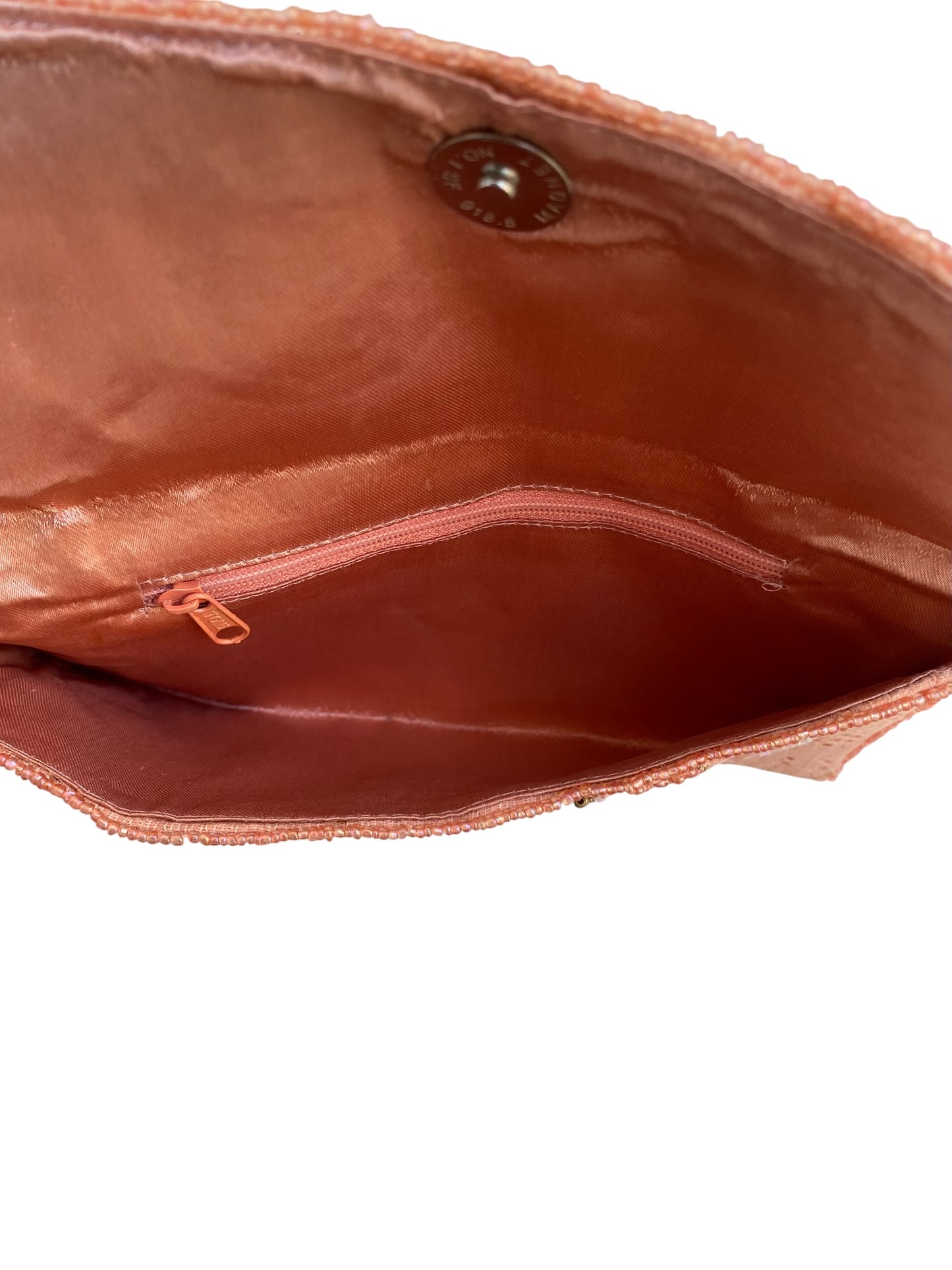 The ultimate summer clutch