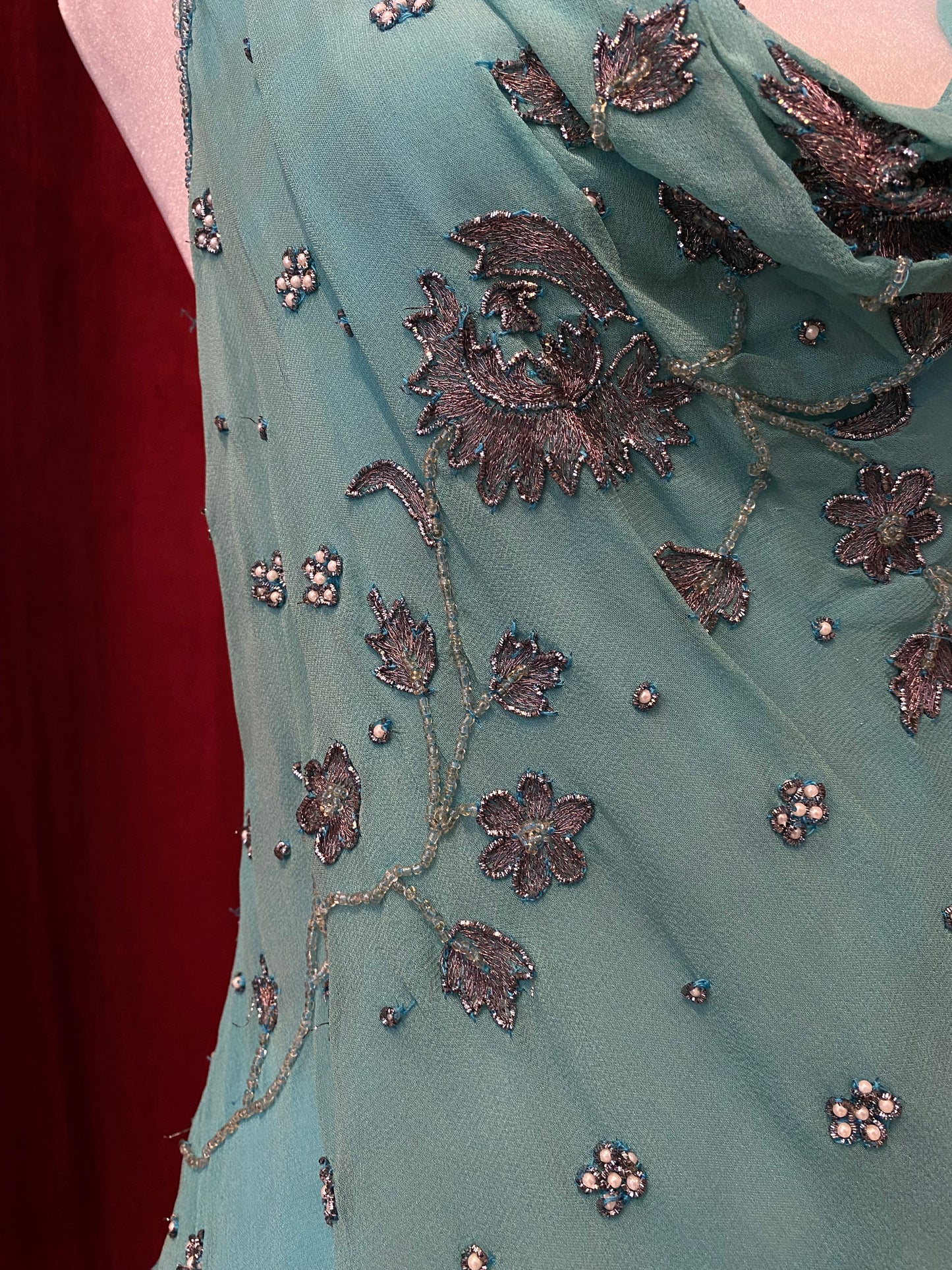 100% silk brand new aftershock blue summer top 💙