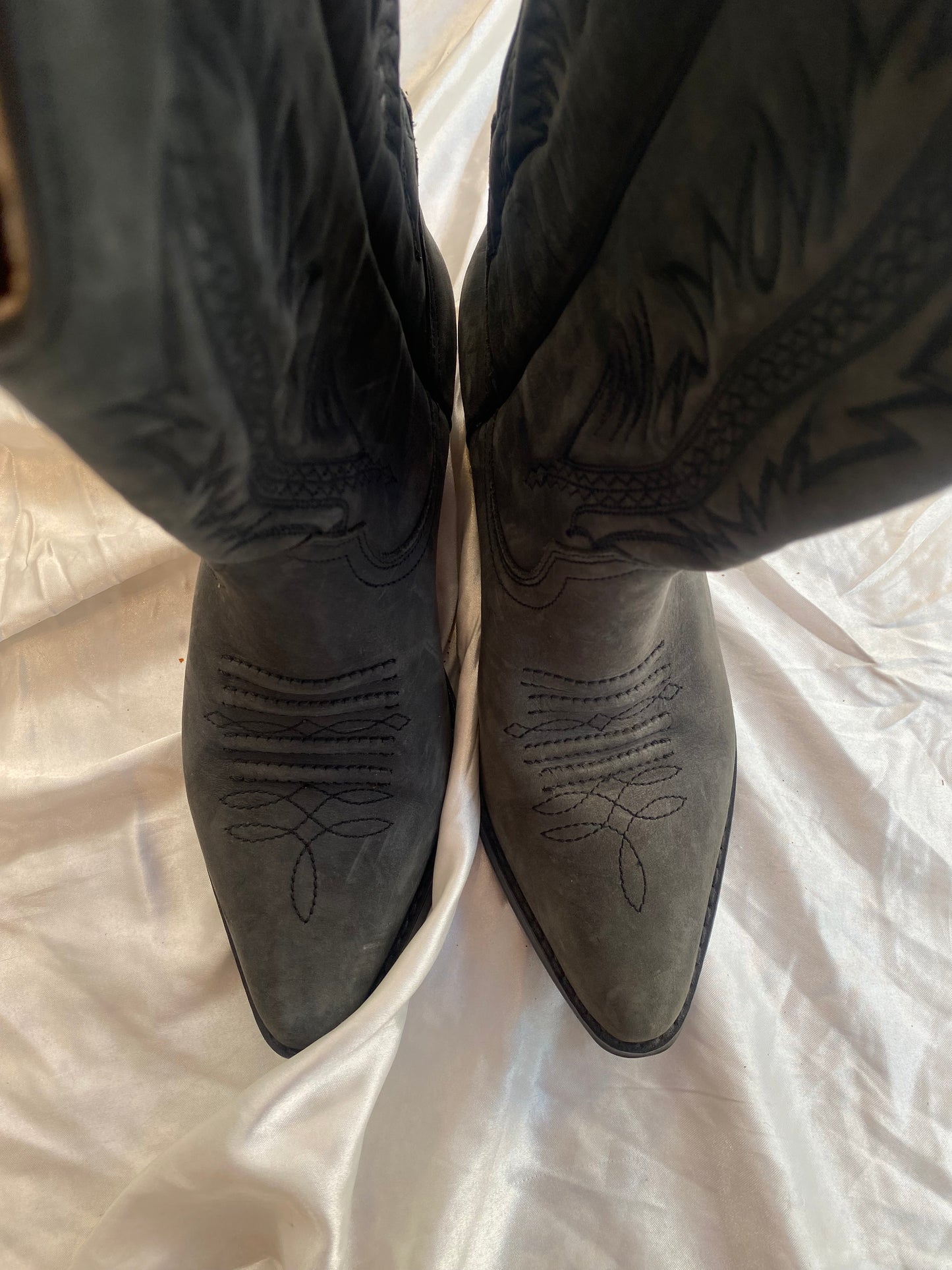 Suede brand new vintage black cowboy boots