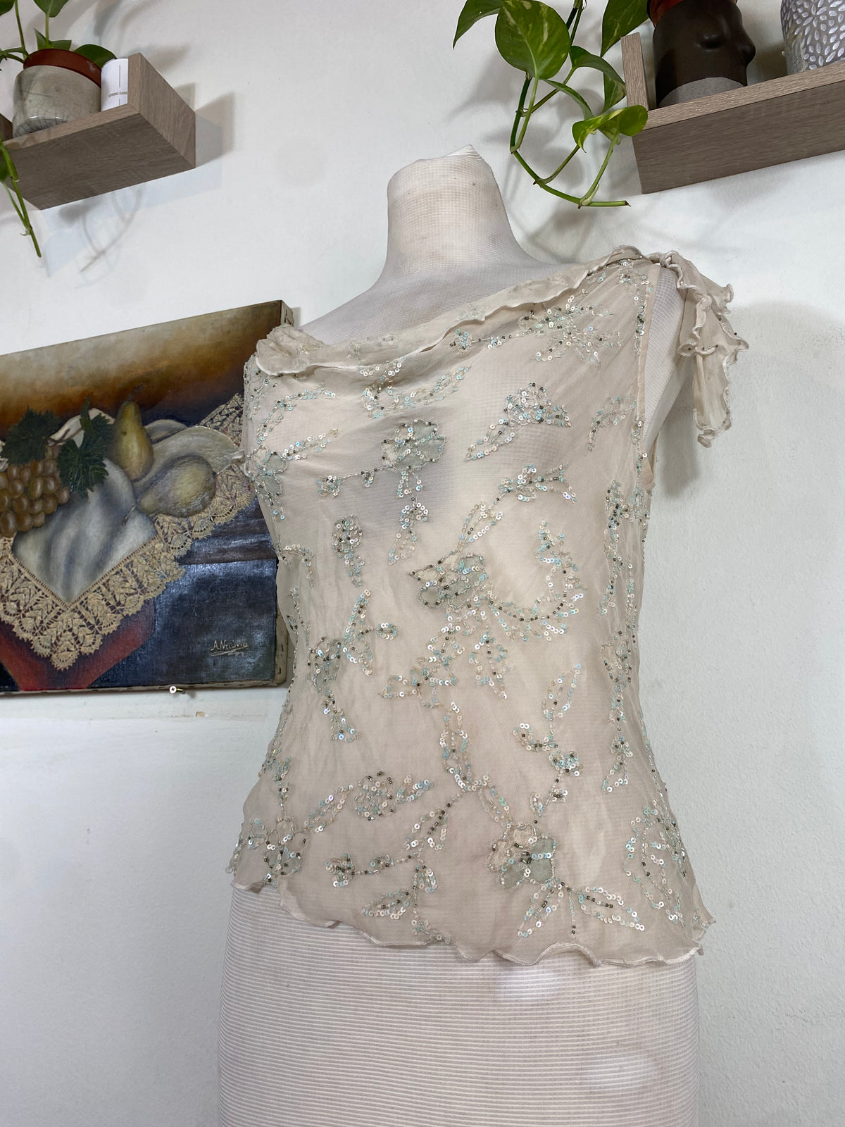 THE MOONWATER TOP