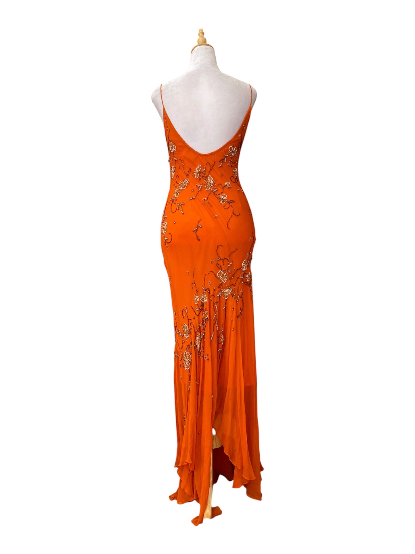 100% silk sunset handbeaded gown 🏵️