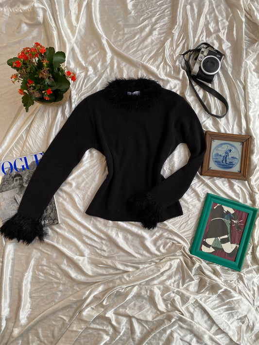 Black knitted top with fur details on collar and sleeves