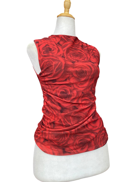 Red rushed up floral top ❤️