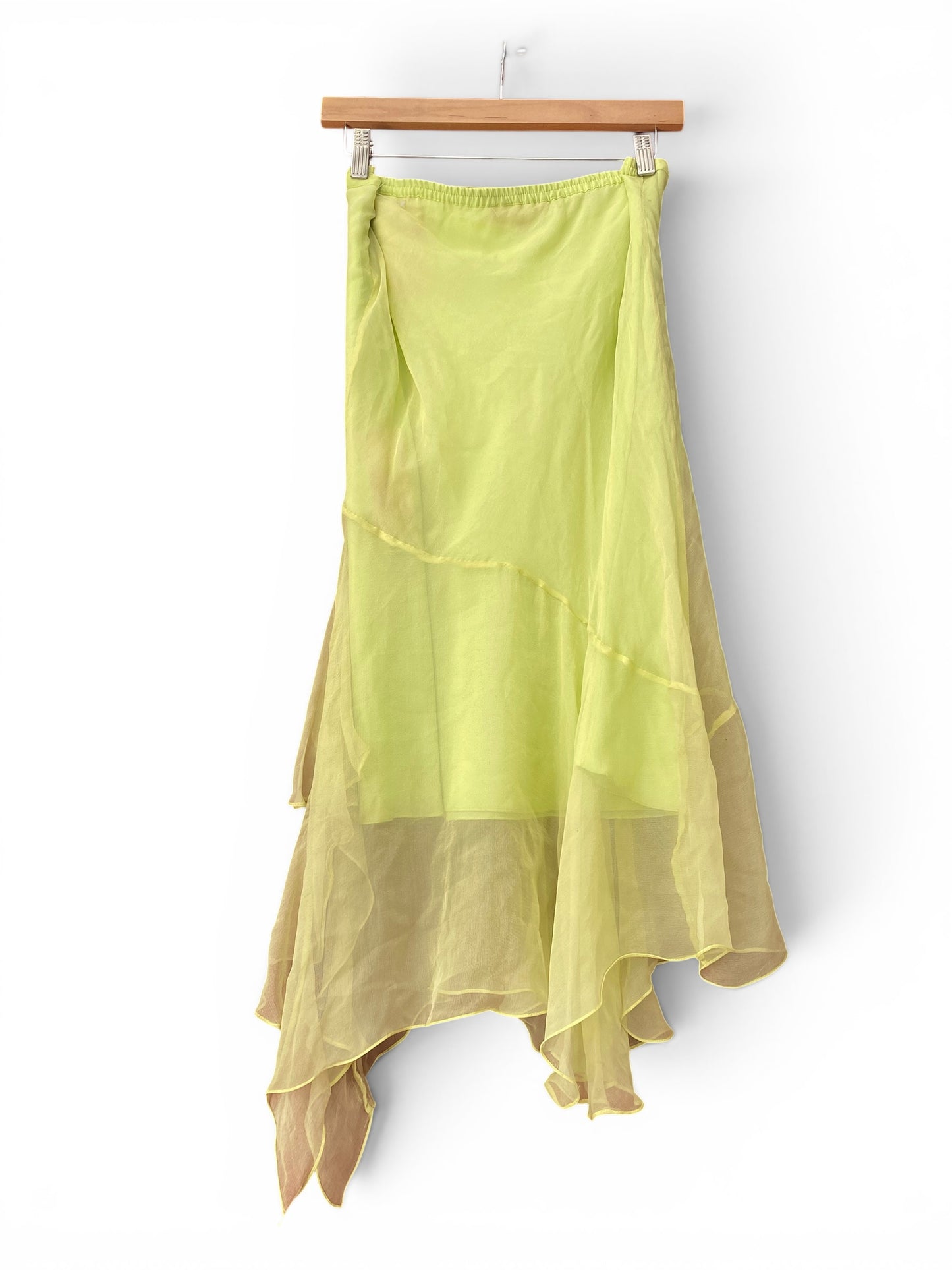 100% silk aftershock lime skirt 🍋‍🟩