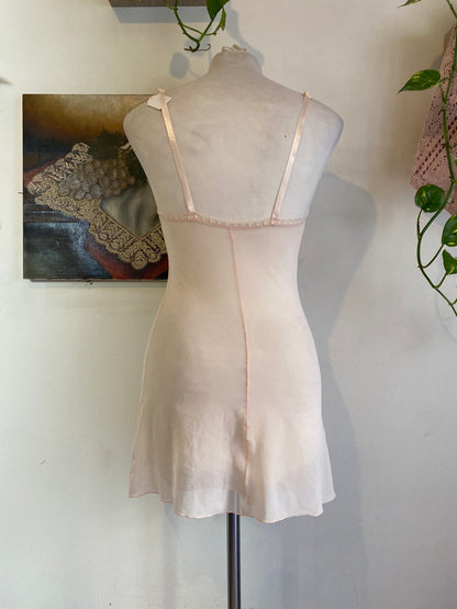 Fairy light pink babydoll with flower details