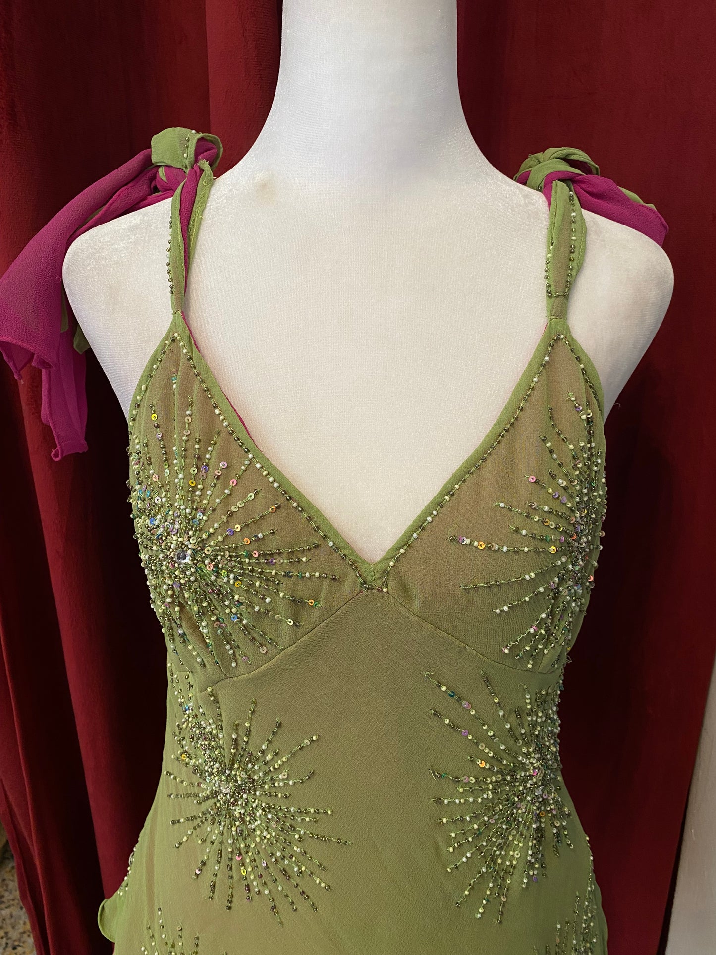 100% silk brand new 2 coloured handbeaded top 💐