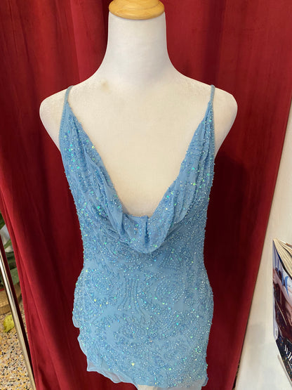 100% silk brand new baby blue handbeaded top 💙