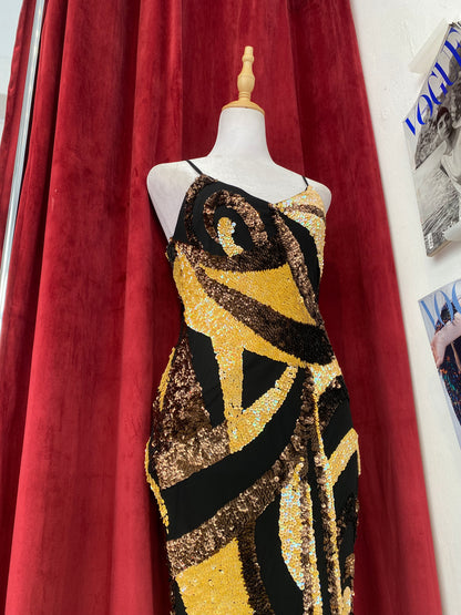 100% silk brand new handcrafted sequin multicoloured gown 🖤