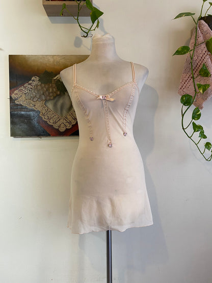 Fairy light pink babydoll with flower details