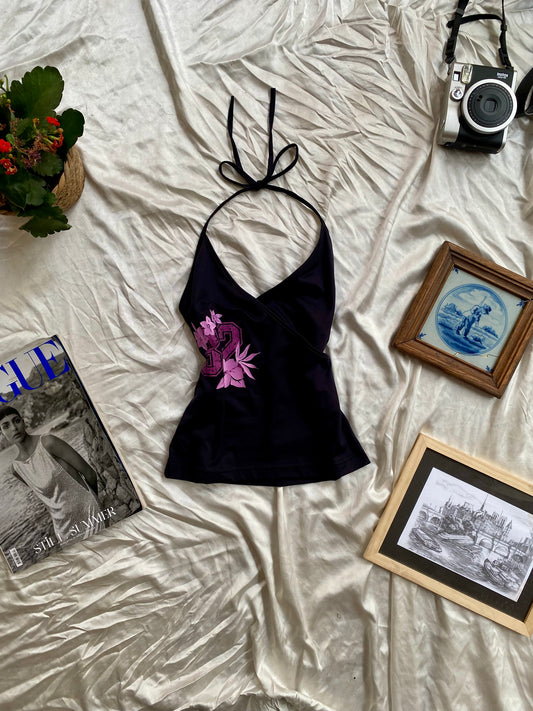 Black graphic halter top 🖤
