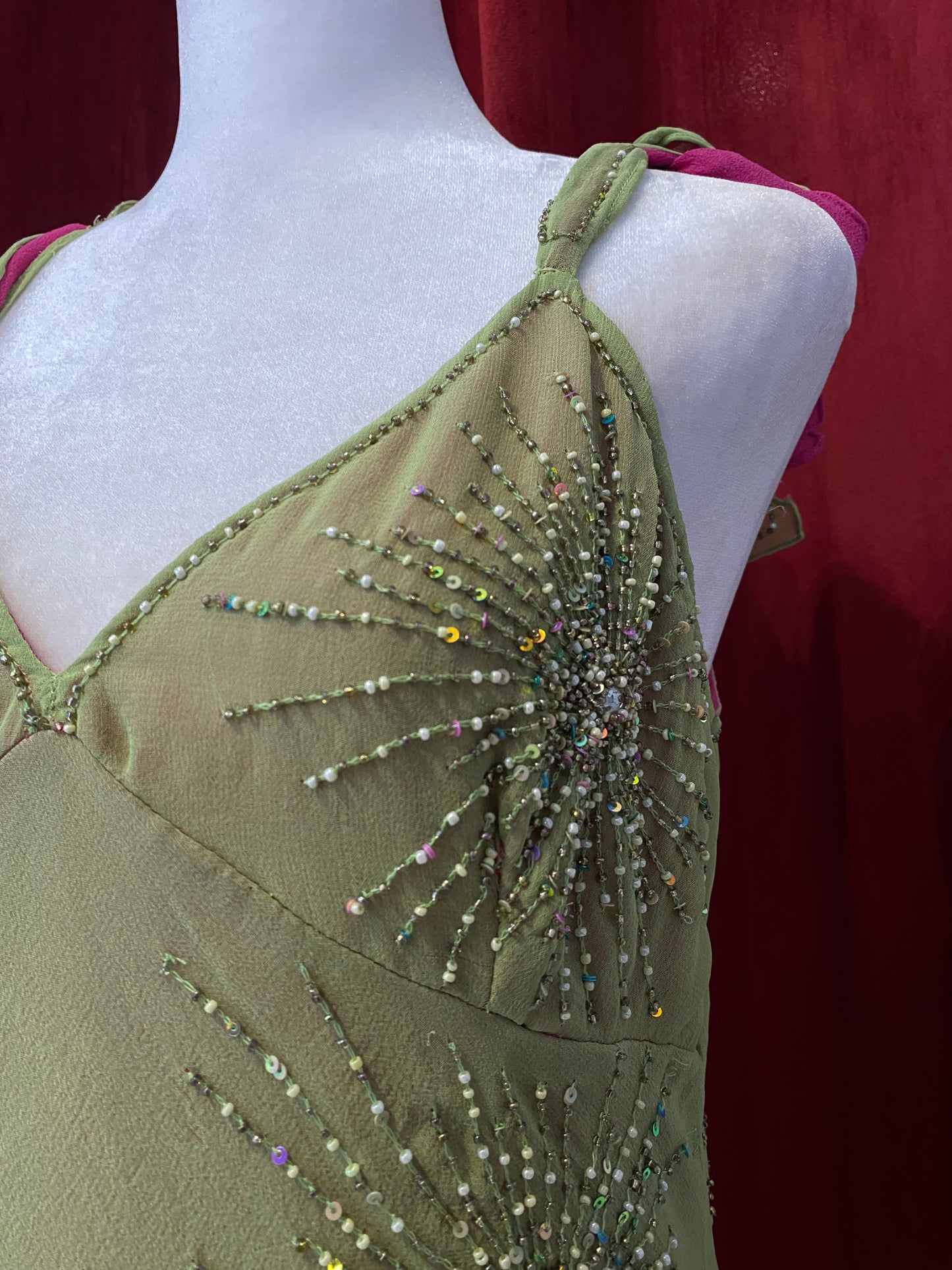 100% silk brand new 2 coloured handbeaded top 💐