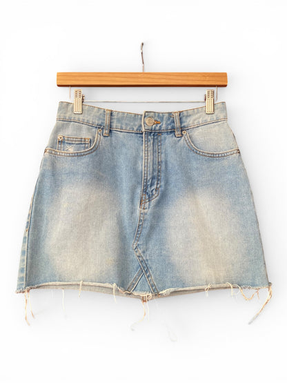 Light washed out mini skirt