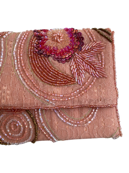 The ultimate summer clutch