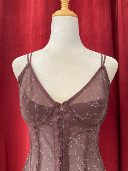 Dark brow flower corset