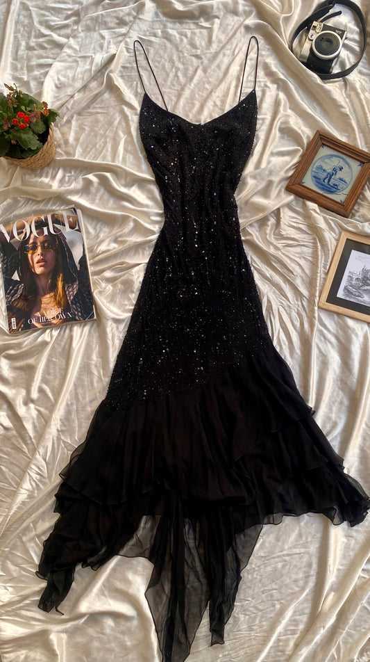 100% silk brand new handcrafted black gown with ruffled details ♟️