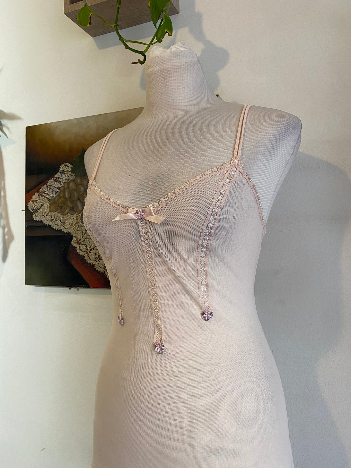 Fairy light pink babydoll with flower details