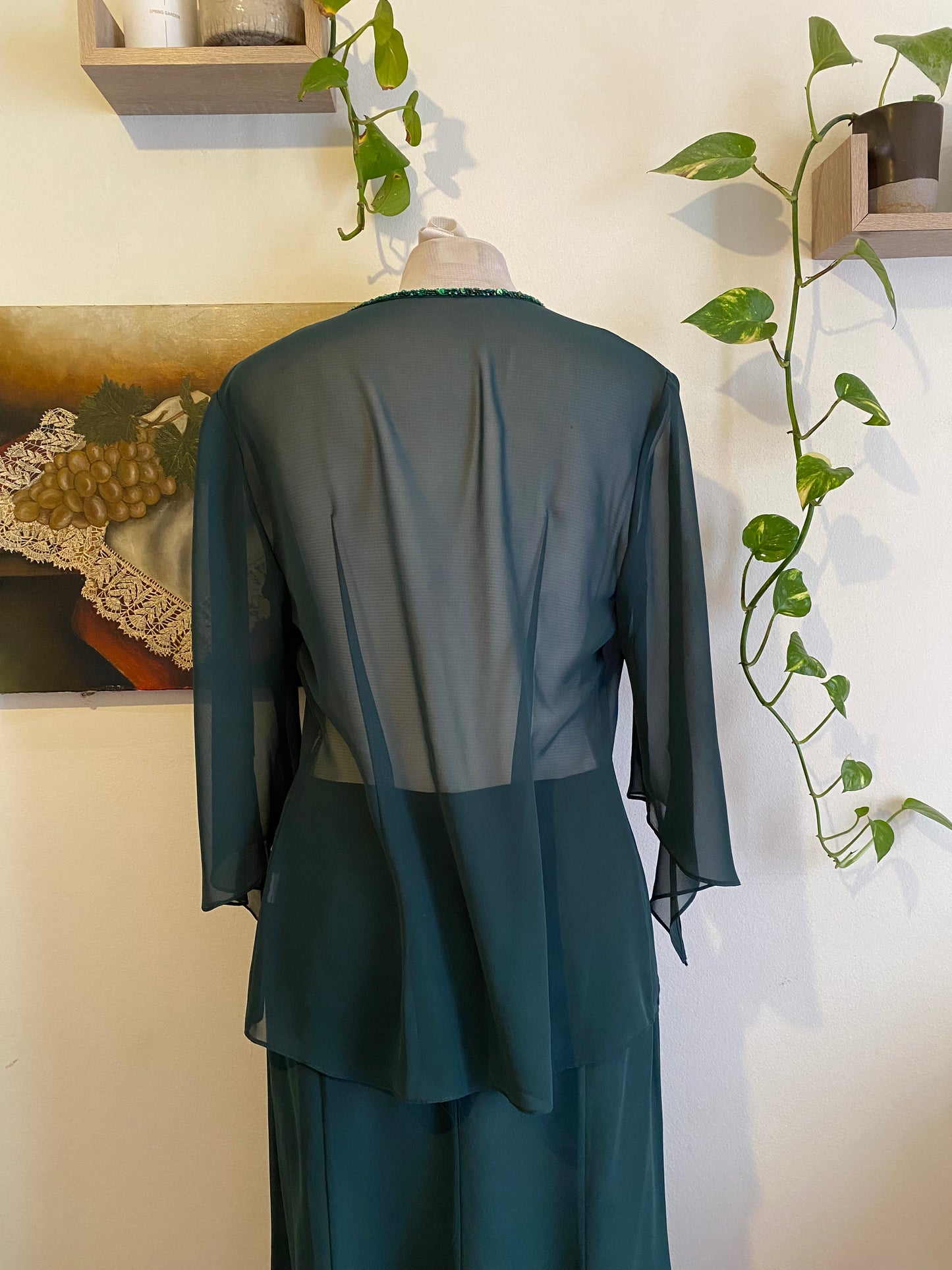 2 piece brand new emerald set with sequin details