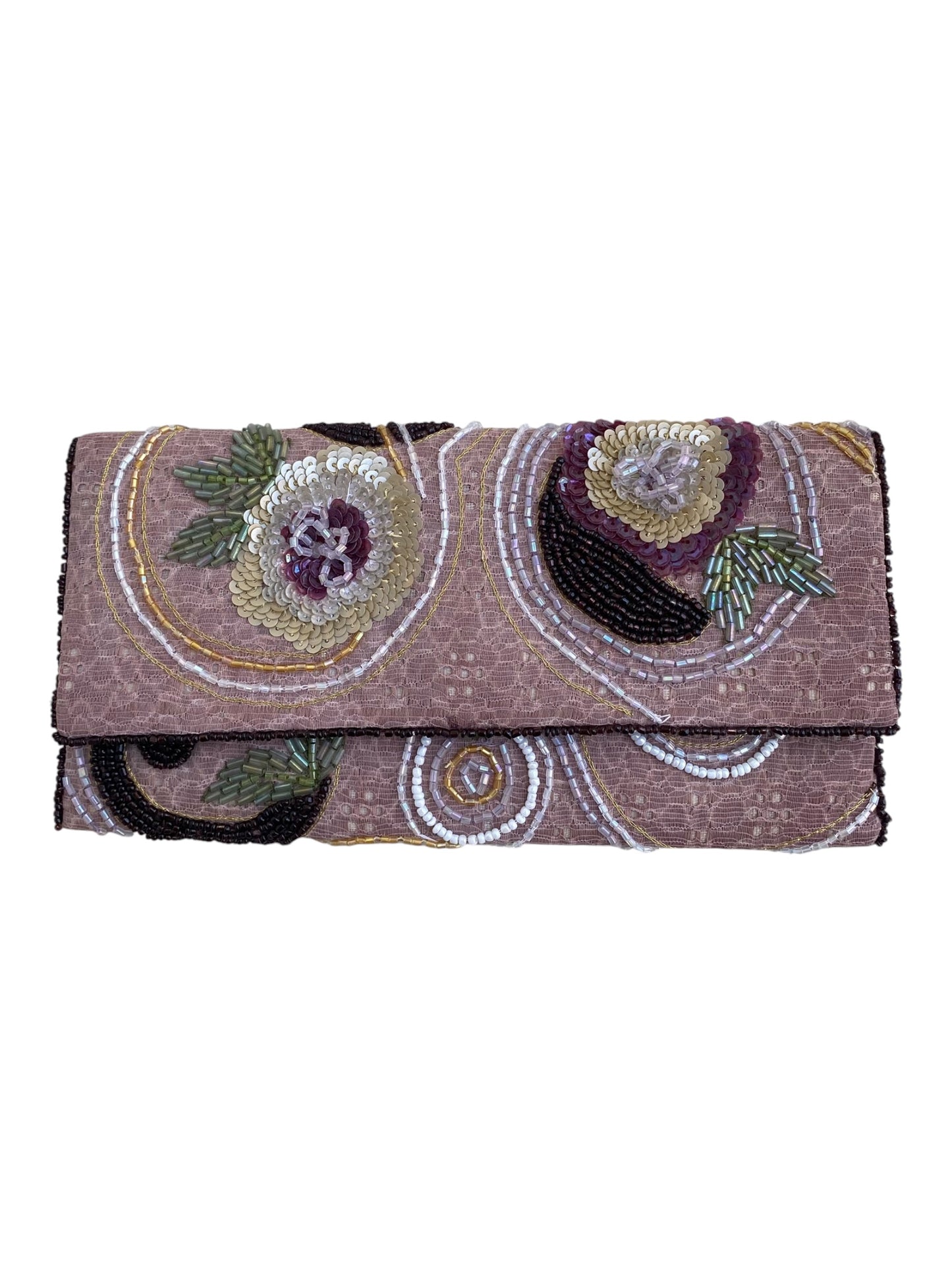 The ultimate summer clutch