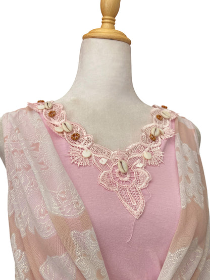 Pink rushed summer top with seashell details 🐚