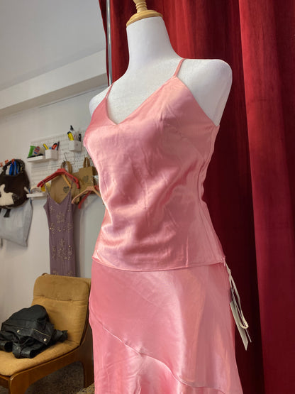 Brand new pink satin set with ruffled details