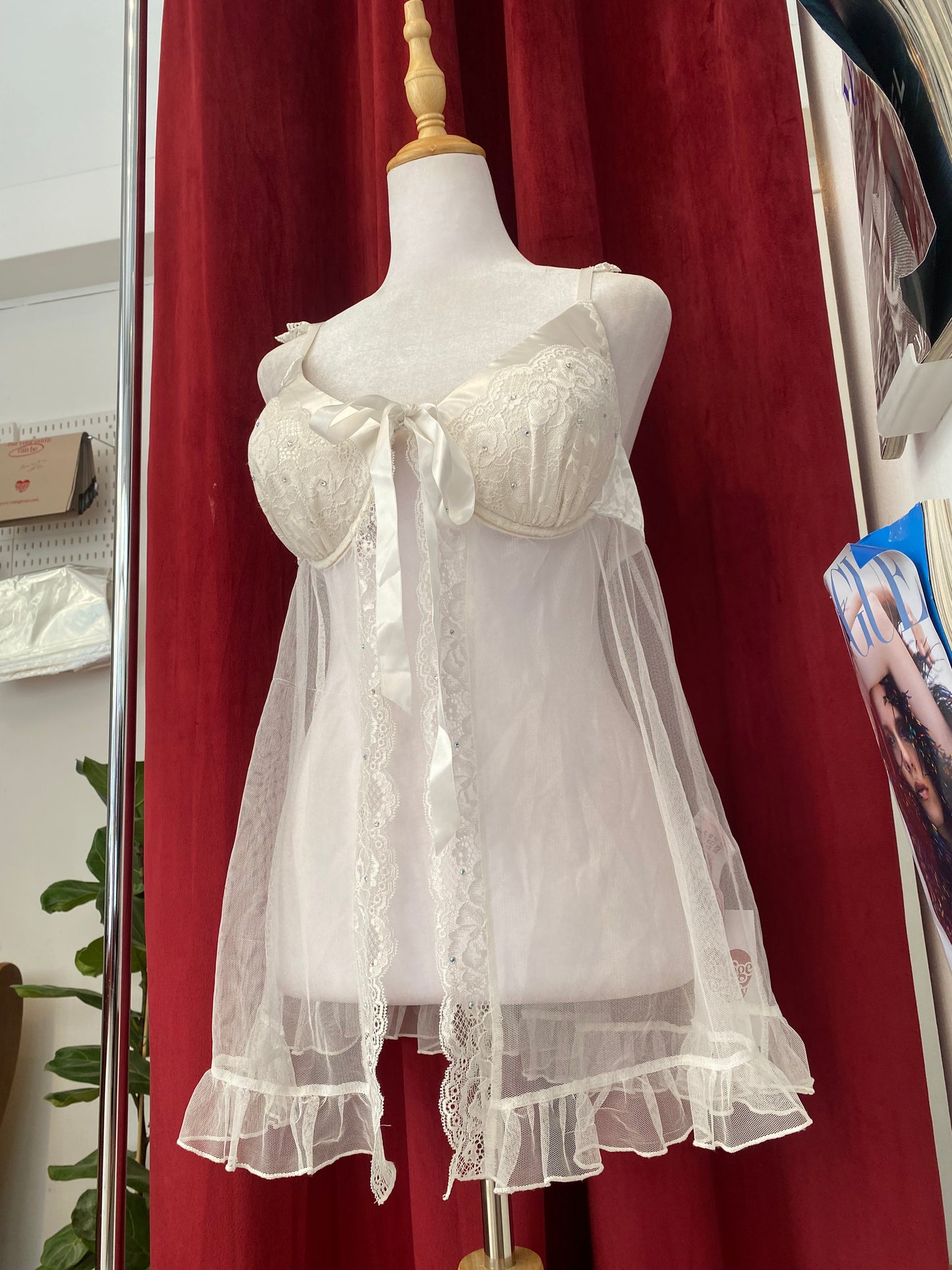 White sequin lace corset ✨