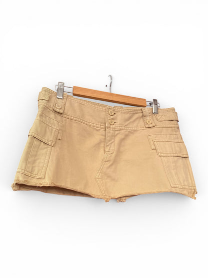 Ultra mini y2k skirt ✨