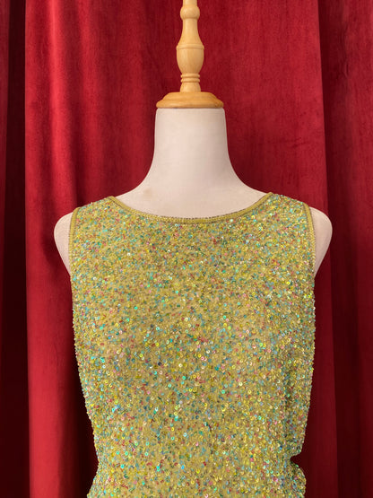 100% silk handbeaded green top 🧚