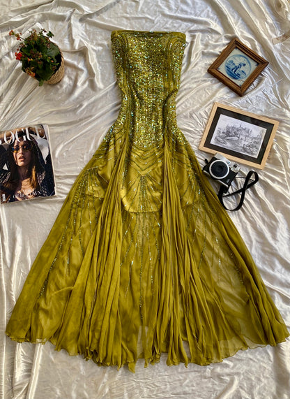 100% silk handbeaded green gown 🧚