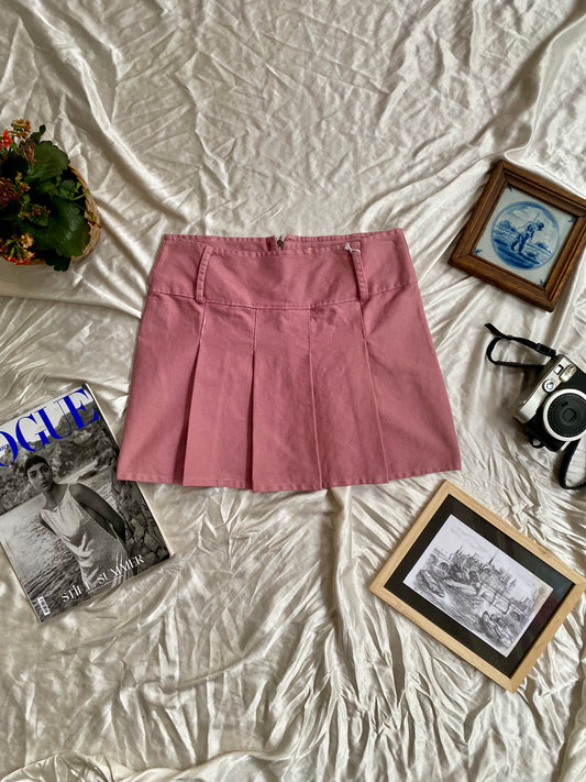 Pink pleated mini jean skirt