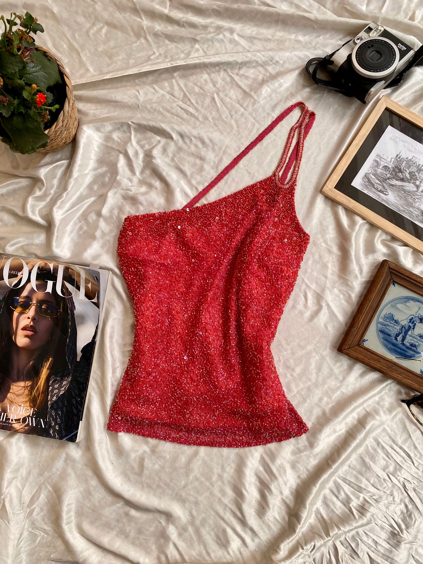 Rene Derhy 100% silk sequin top 💐