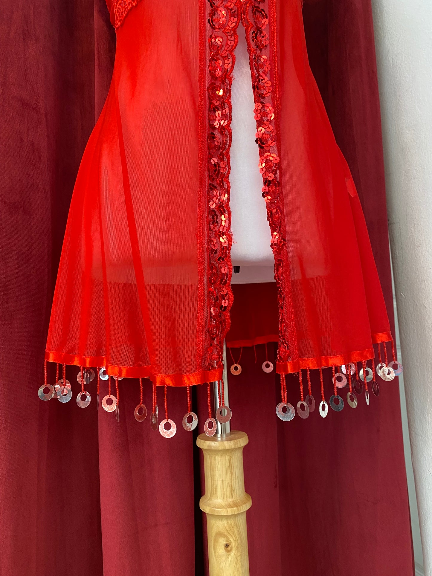 Red sequin corset top 🔥