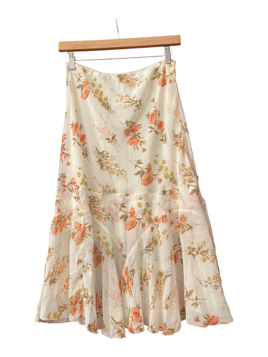 White ethereal floral skirt 🤍
