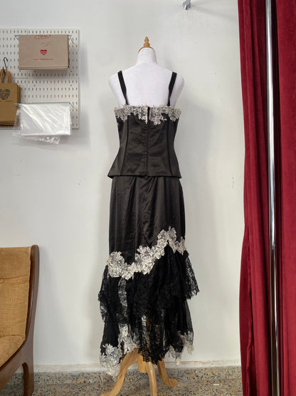 Brand new y2k set with ruffles and amazing lace details