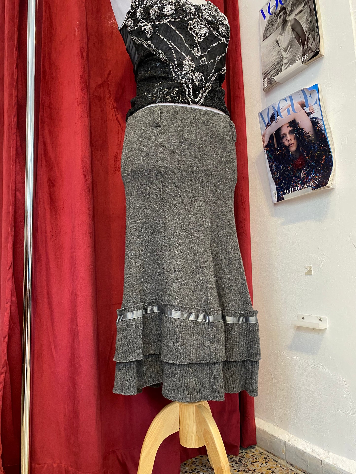 Grey mohair midi ruffled skirt