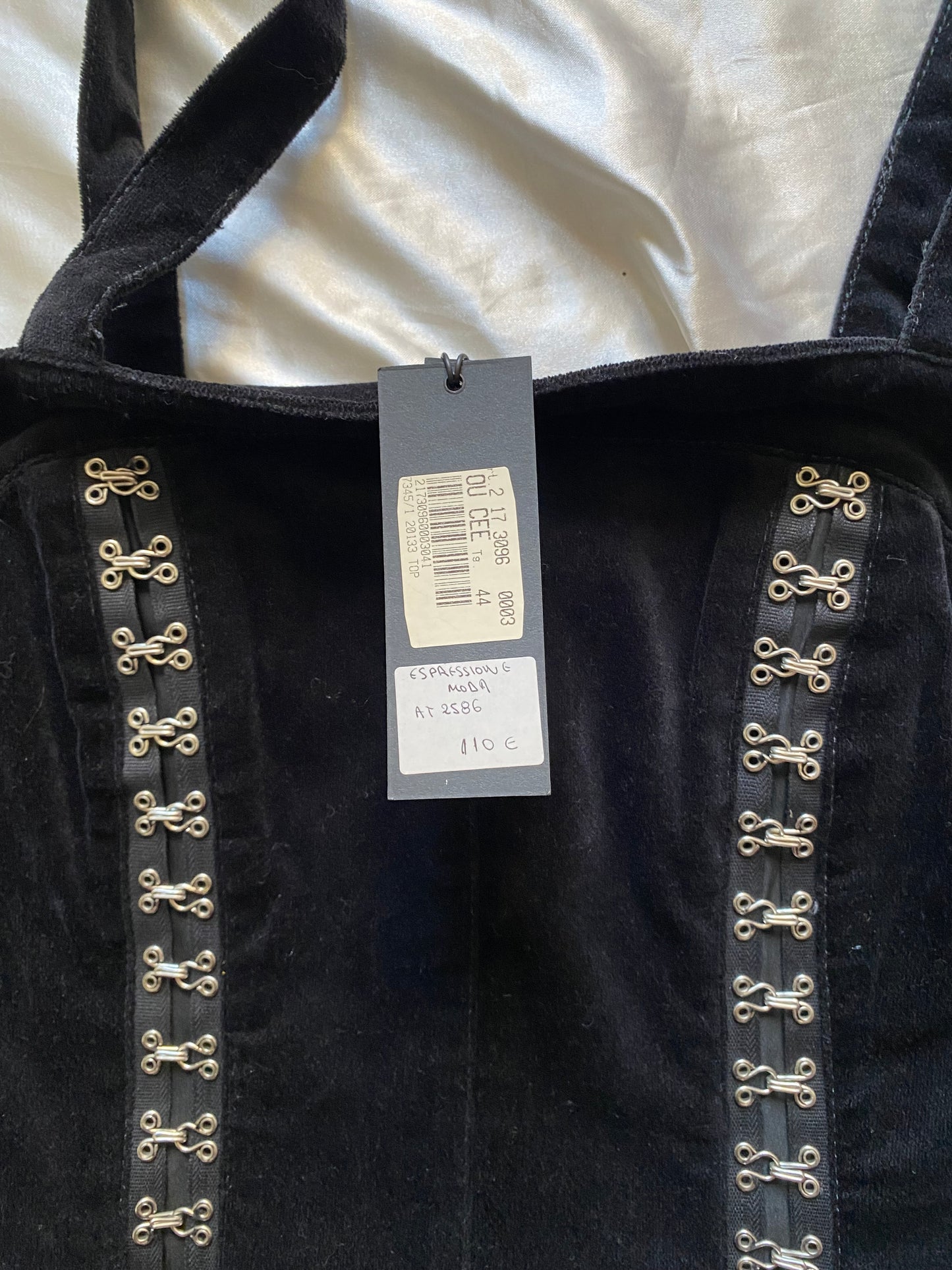 Velvet corset top with buckle details